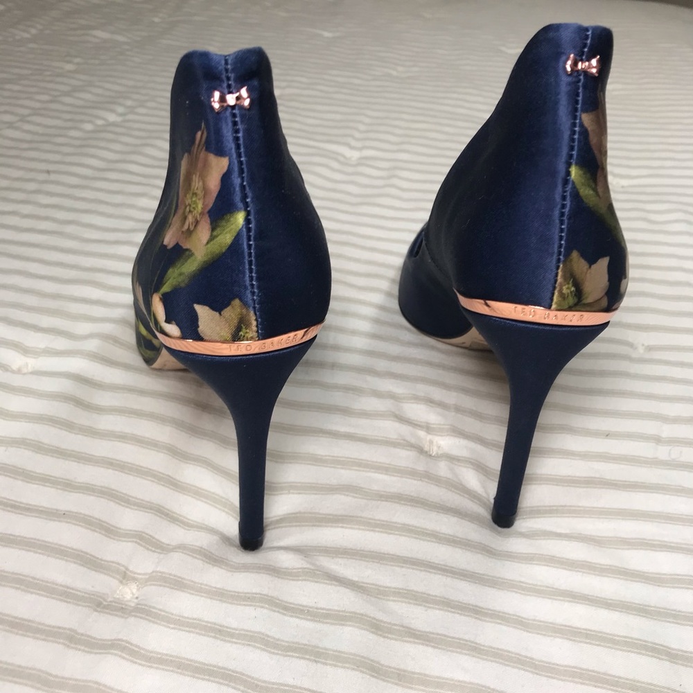 Ted Baker Floral High Heels 9 - Picture 6 of 11